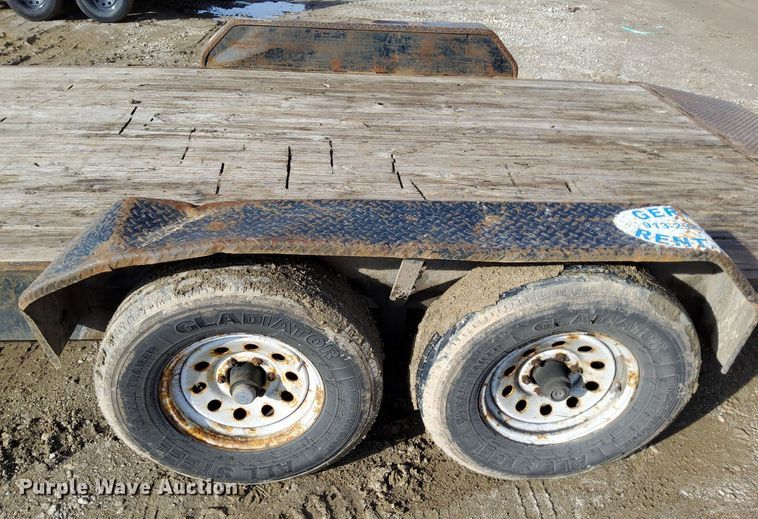 image for item EI3504 2010 C&C utility trailer