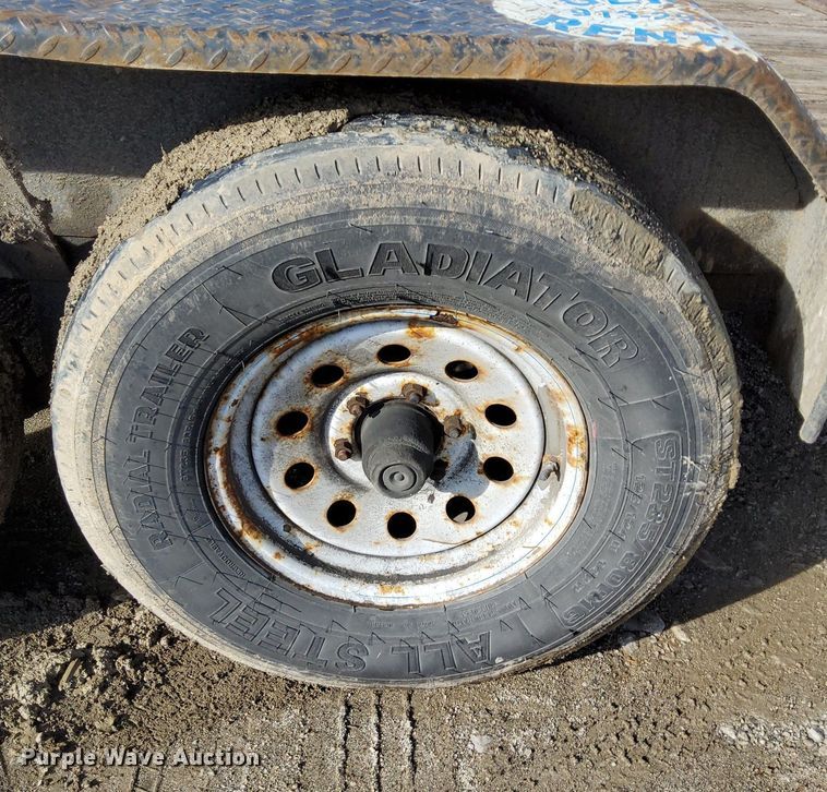 image for item EI3504 2010 C&C utility trailer