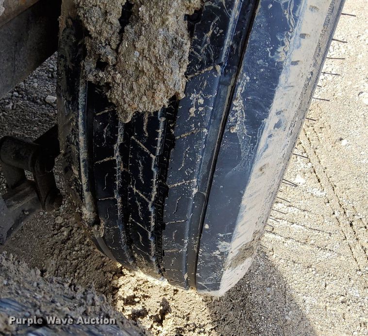 image for item EI3504 2010 C&C utility trailer