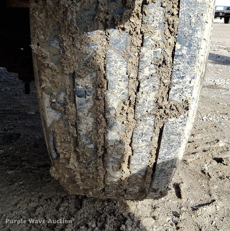 image for item EI3504 2010 C&C utility trailer