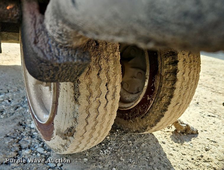 image for item EI3514 Toro MB-1600 concrete buggy