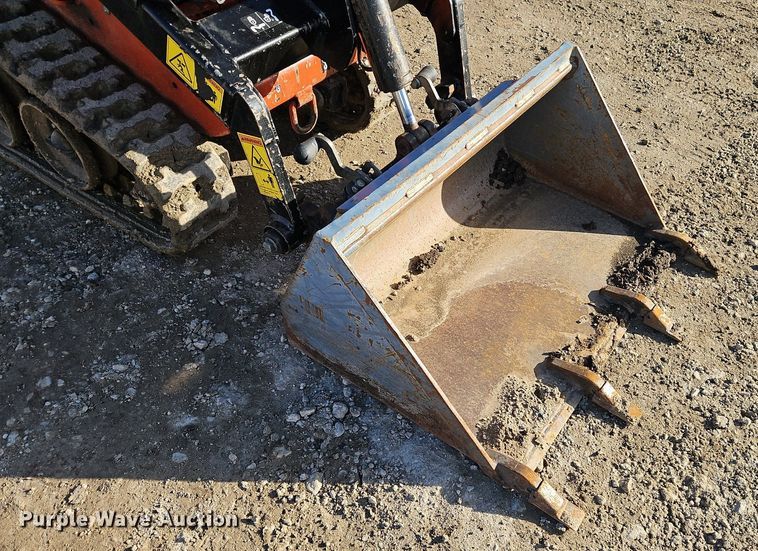 image for item EI3518 2019 Ditch Witch SK600 compact utility loader