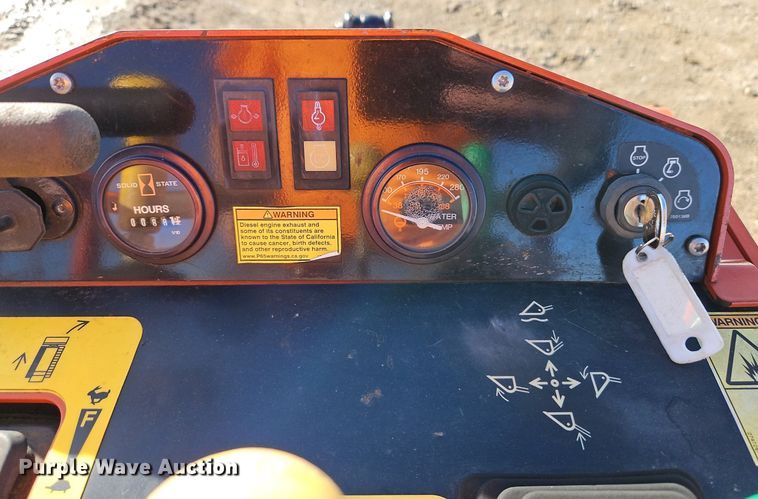 image for item EI3518 2019 Ditch Witch SK600 compact utility loader