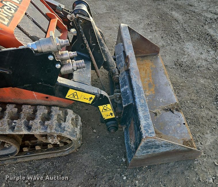 image for item EI3520 2021 Ditch Witch  SK600 compact utility loader