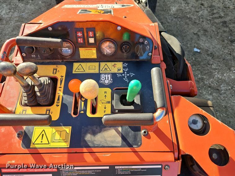 image for item EI3520 2021 Ditch Witch  SK600 compact utility loader