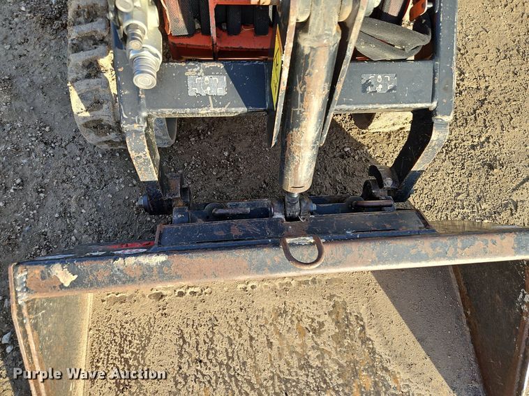 image for item EI3521 2015 Ditch Witch SK750 compact utility loader