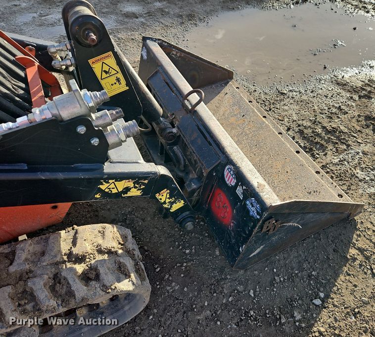 image for item EI3521 2015 Ditch Witch SK750 compact utility loader