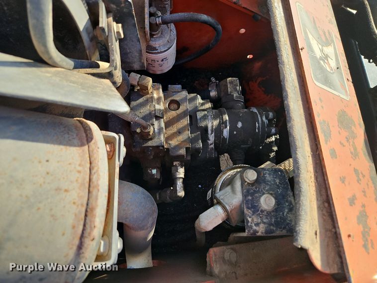 image for item EI3521 2015 Ditch Witch SK750 compact utility loader