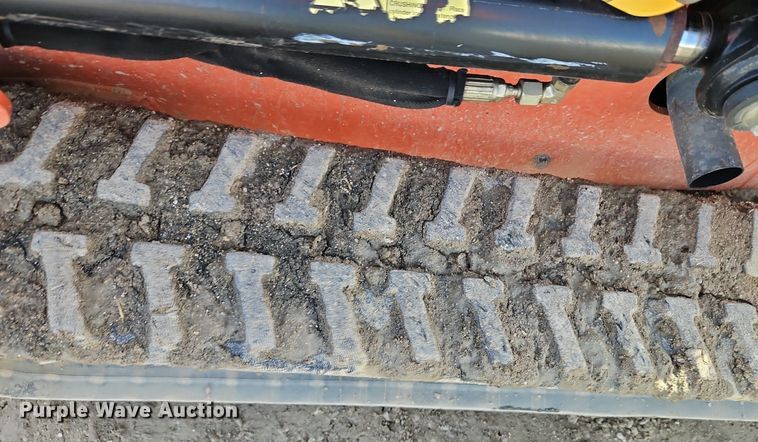 image for item EI3521 2015 Ditch Witch SK750 compact utility loader