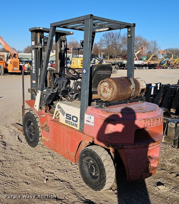 image for item EI3533 Nissan Optimum 50 forklift