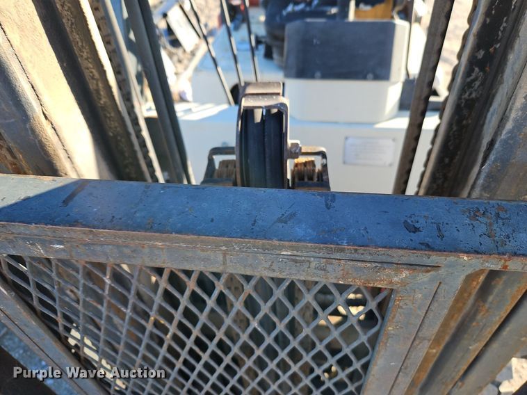image for item EI3533 Nissan Optimum 50 forklift