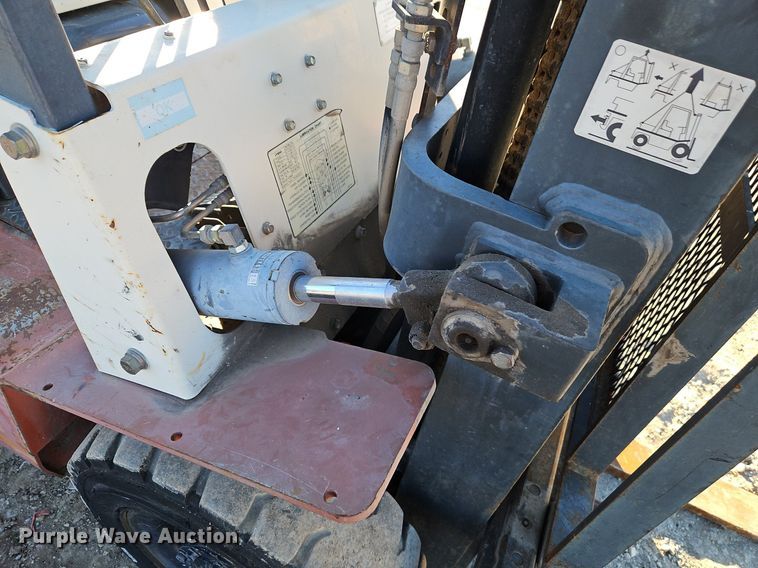 image for item EI3533 Nissan Optimum 50 forklift