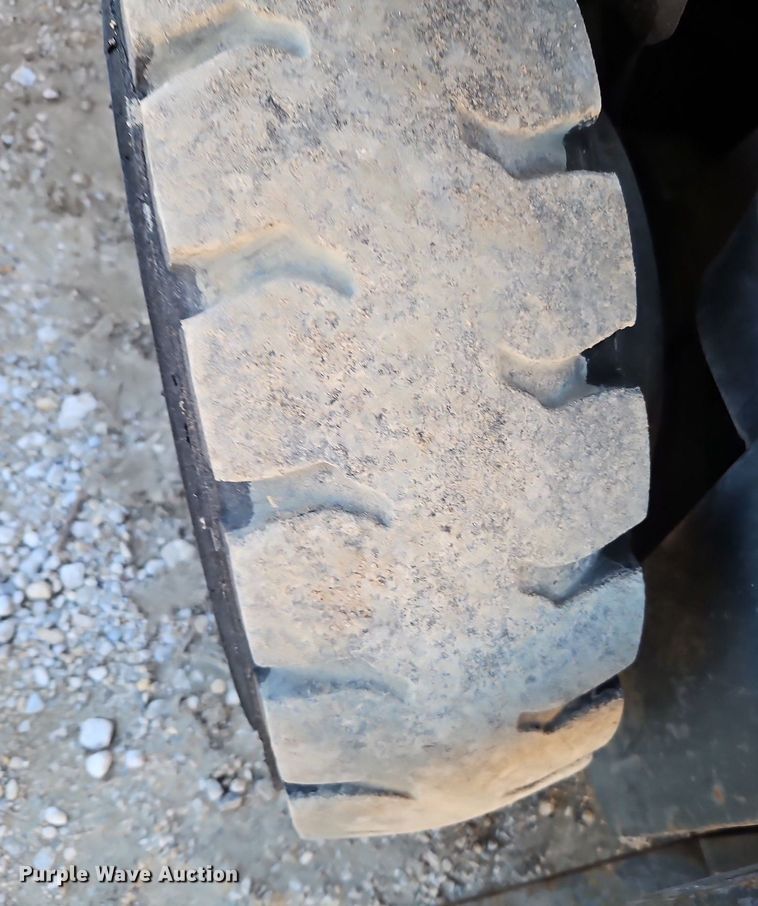 image for item EI3533 Nissan Optimum 50 forklift