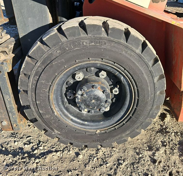 image for item EI3533 Nissan Optimum 50 forklift
