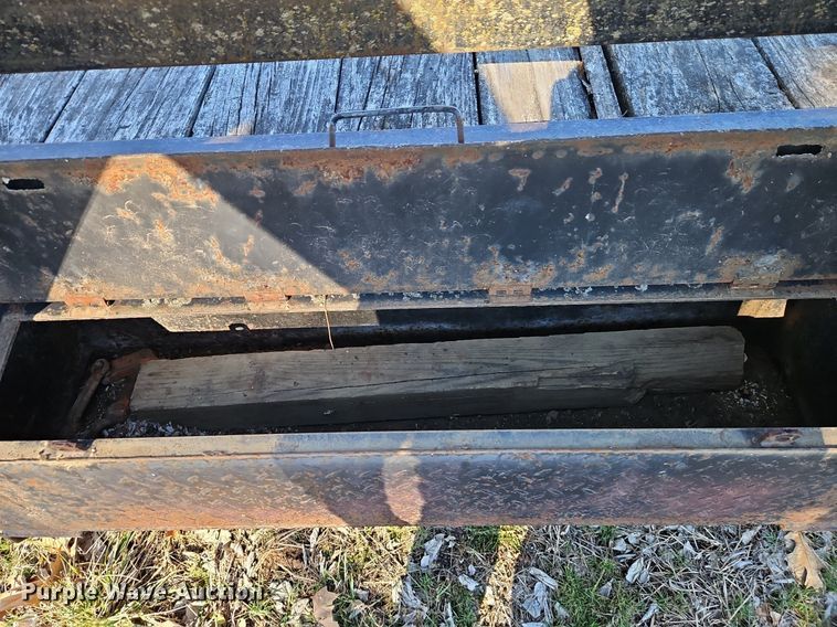 image for item EI3540 2000 Buck Dandy 25 Deckovers equipment trailer