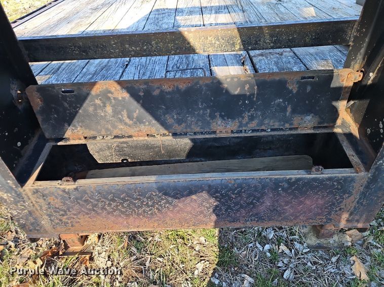 image for item EI3540 2000 Buck Dandy 25 Deckovers equipment trailer