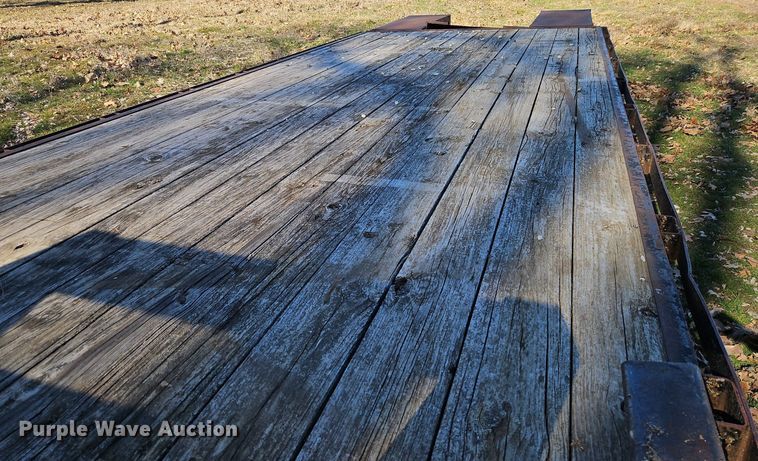 image for item EI3540 2000 Buck Dandy 25 Deckovers equipment trailer