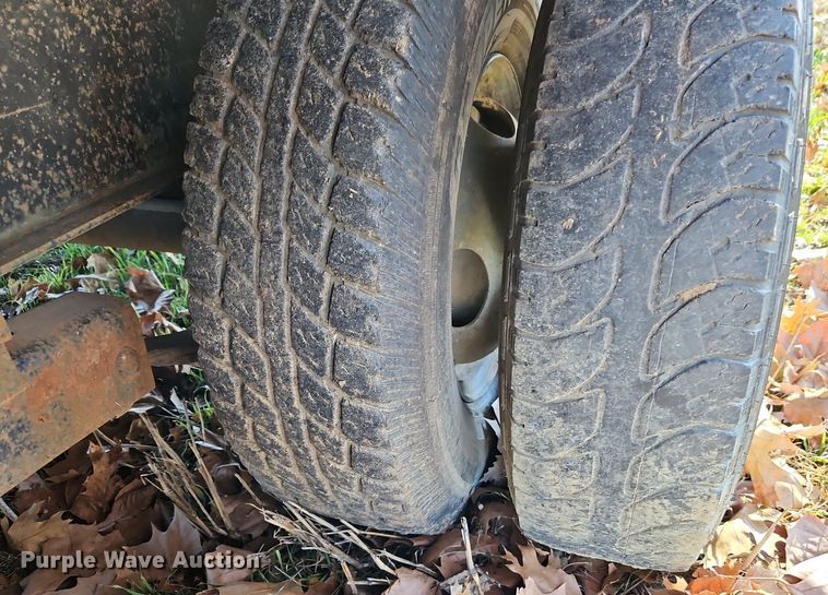 image for item EI3540 2000 Buck Dandy 25 Deckovers equipment trailer