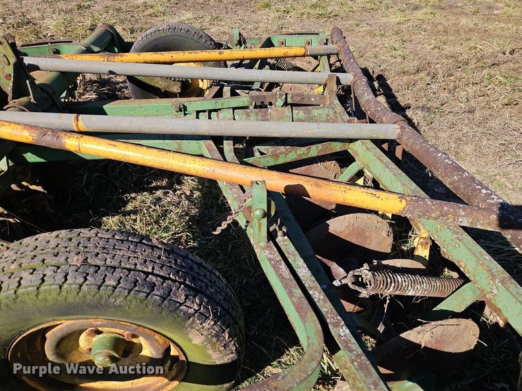 image for item EI3543 John Deere H1000 double off-set disk