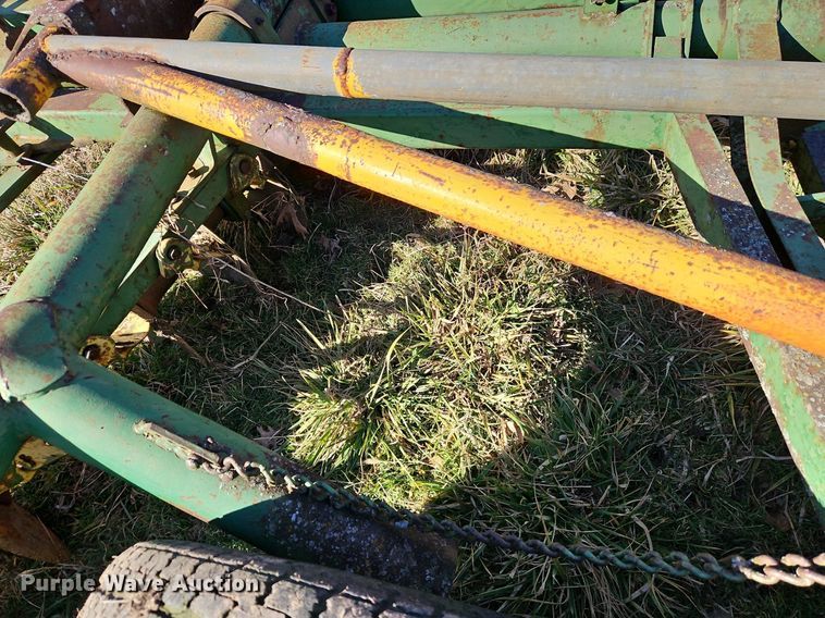 image for item EI3543 John Deere H1000 double off-set disk