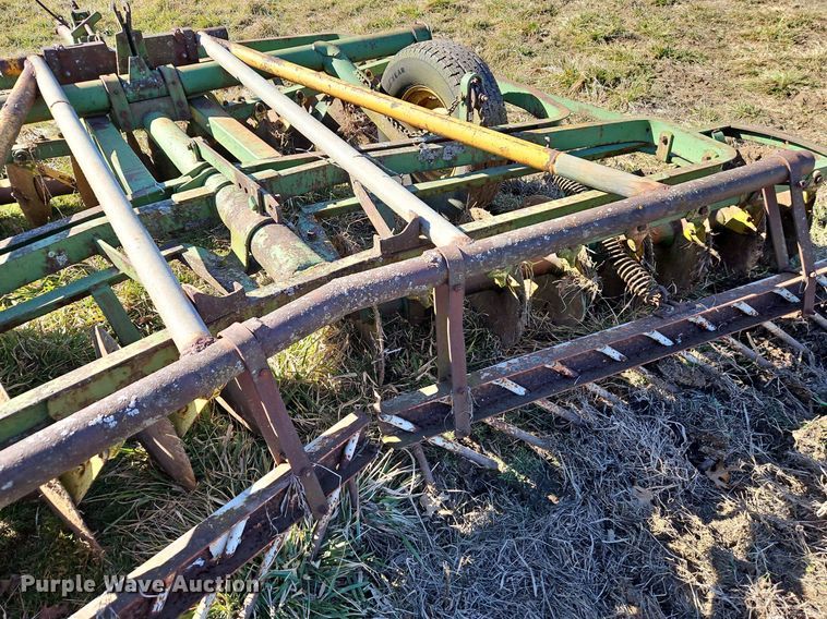 image for item EI3543 John Deere H1000 double off-set disk