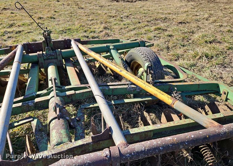 image for item EI3543 John Deere H1000 double off-set disk