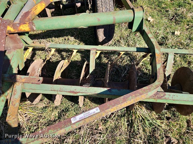 image for item EI3543 John Deere H1000 double off-set disk