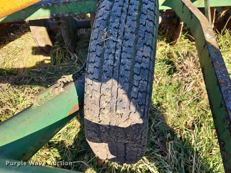 image for item EI3543 John Deere H1000 double off-set disk