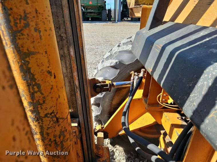 image for item EI3561 1982 Case   586D  forklift