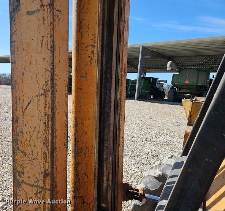 image for item EI3561 1982 Case   586D  forklift