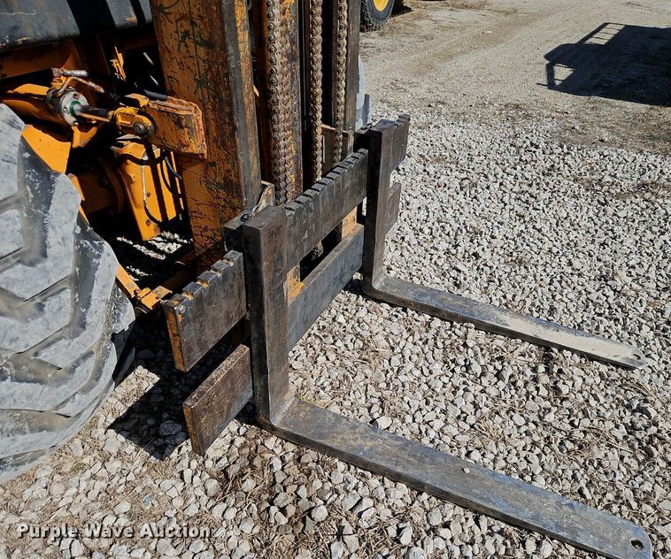 image for item EI3561 1982 Case   586D  forklift