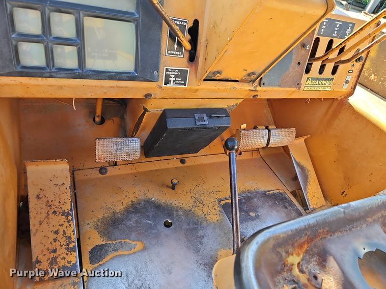 image for item EI3561 1982 Case   586D  forklift