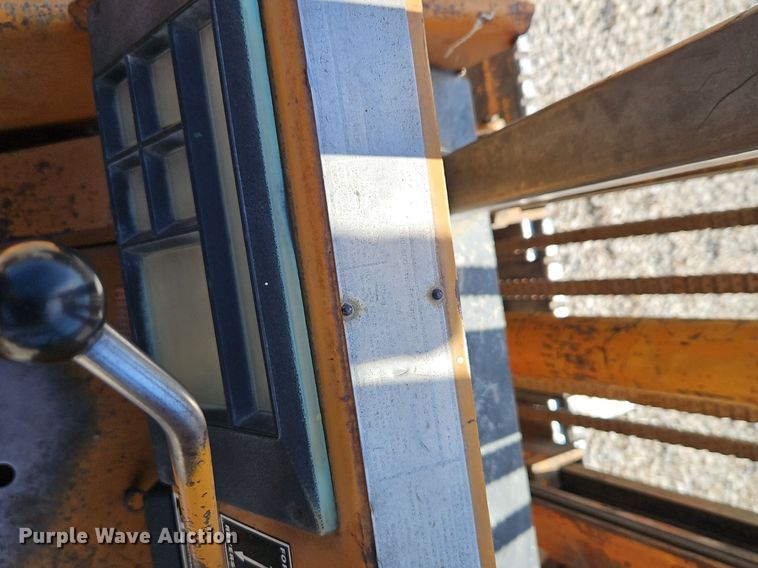 image for item EI3561 1982 Case   586D  forklift