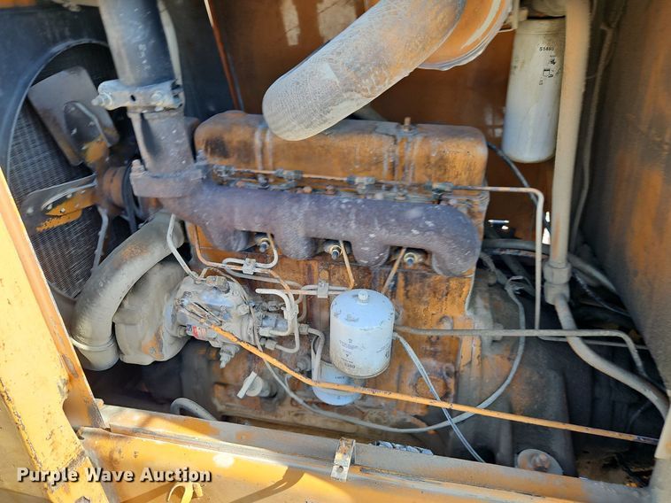 image for item EI3561 1982 Case   586D  forklift