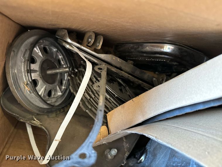 image for item EJ0200 2000 Harley Davidson Ultra Classic motorcycle