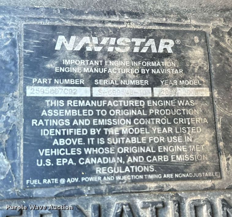 image for item EJ0221 2007 International  7400 flatbed truck