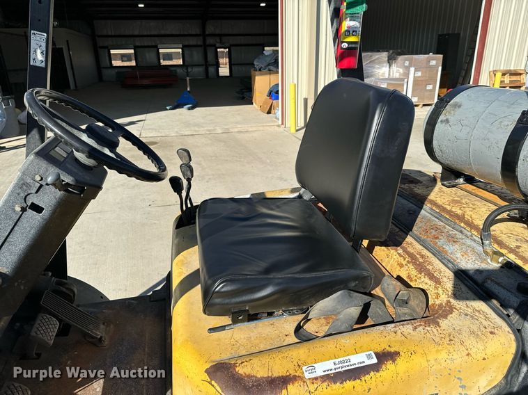 image for item EJ0222 Daewoo G25E-3 forklift