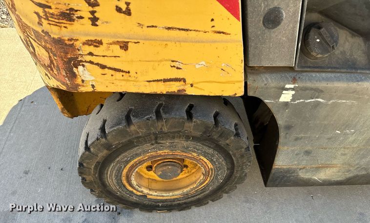 image for item EJ0222 Daewoo G25E-3 forklift