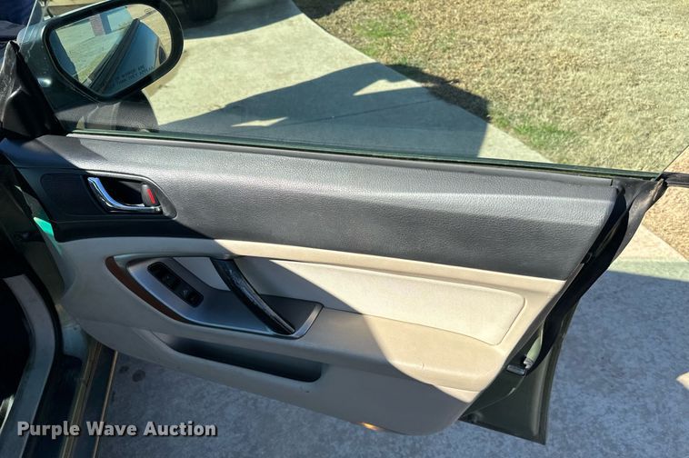 image for item EJ0223 2006 Subaru Outback SUV