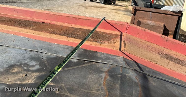 image for item EJ0226 1987 Chevrolet  R20 tow truck