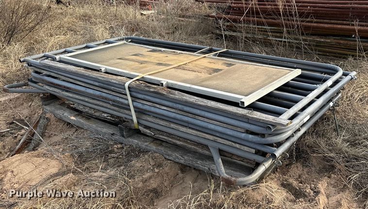 image for item EJ0245 Livestock panels