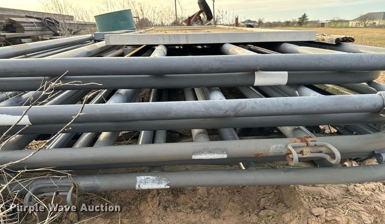 image for item EJ0245 Livestock panels