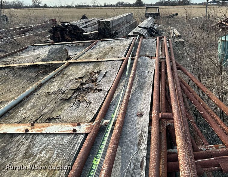 image for item EJ0245 Livestock panels