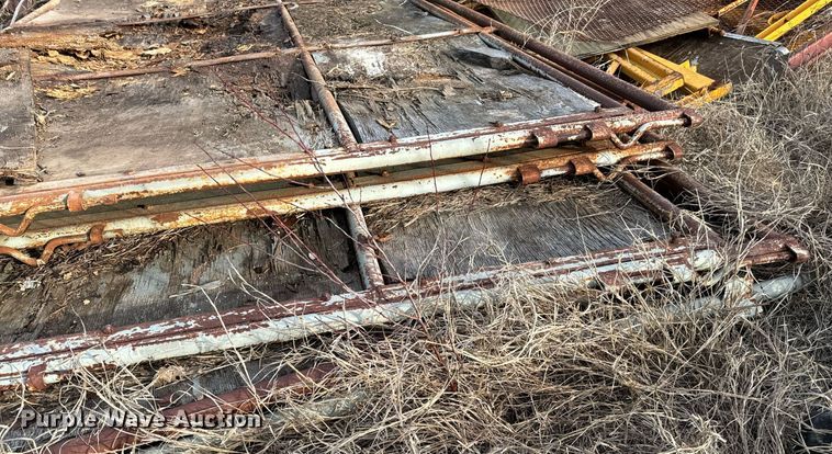 image for item EJ0245 Livestock panels