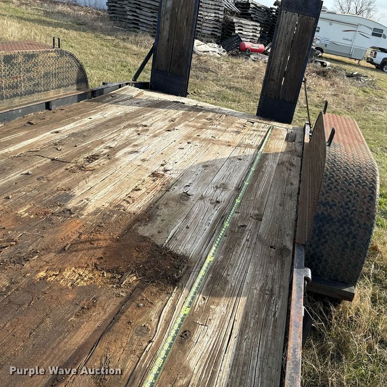 image for item EJ0258 Equipment trailer