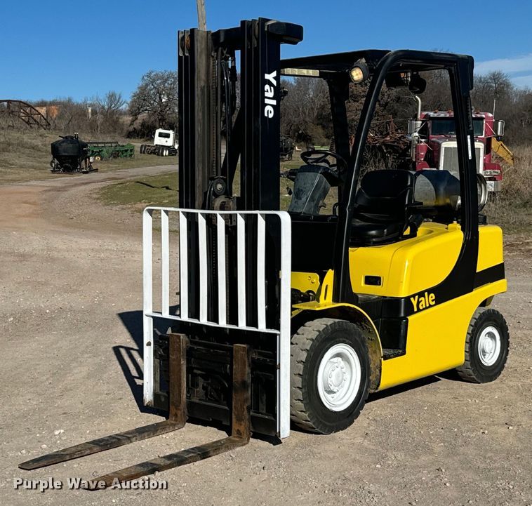 image for item EJ0265 Yale GLP050VXEUSE090 forklift