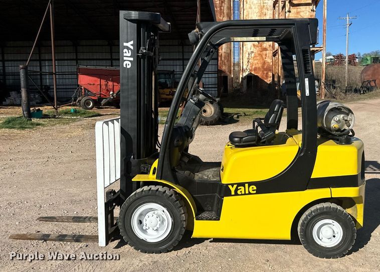 image for item EJ0265 Yale GLP050VXEUSE090 forklift