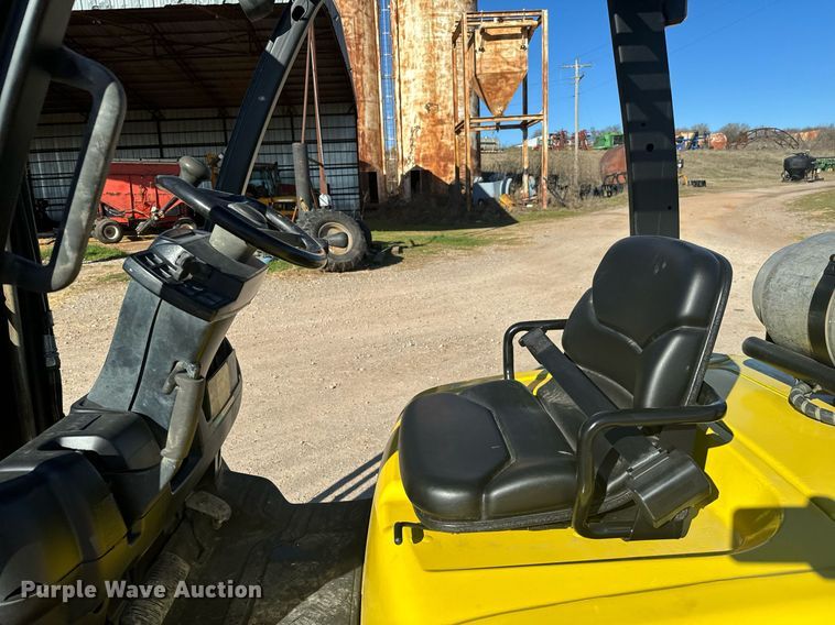 image for item EJ0265 Yale GLP050VXEUSE090 forklift