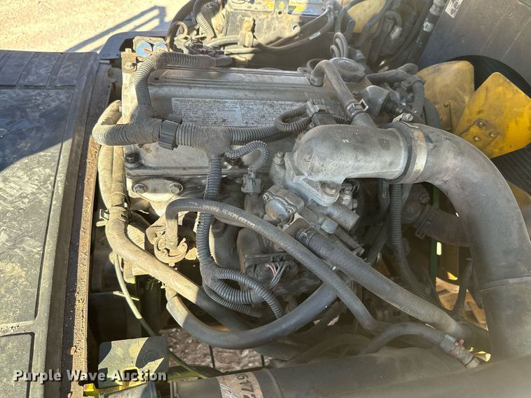 image for item EJ0265 Yale GLP050VXEUSE090 forklift