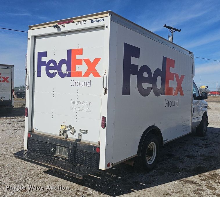 image for item EJ5854 2021 Ford E350 Super Duty delivery van